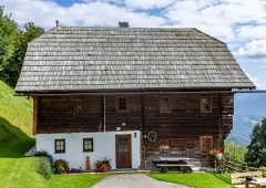 Schöne Lage, tolles Haus.