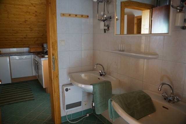 Hütte mit Hund-Badezimmer PBF00198