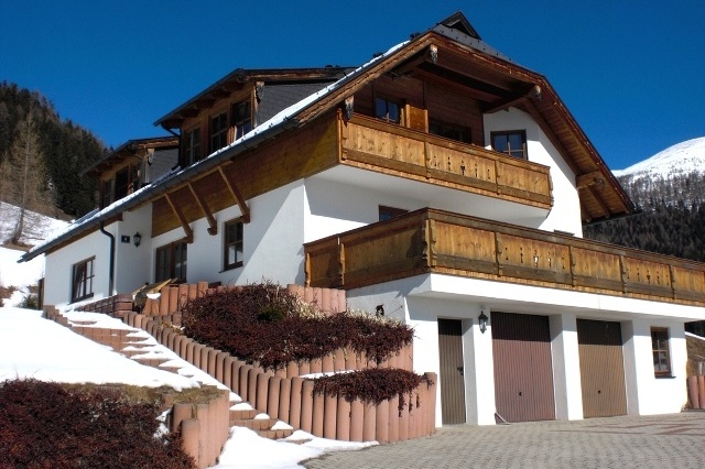 Apartment im Skigebiet-Frontansicht PCL00208