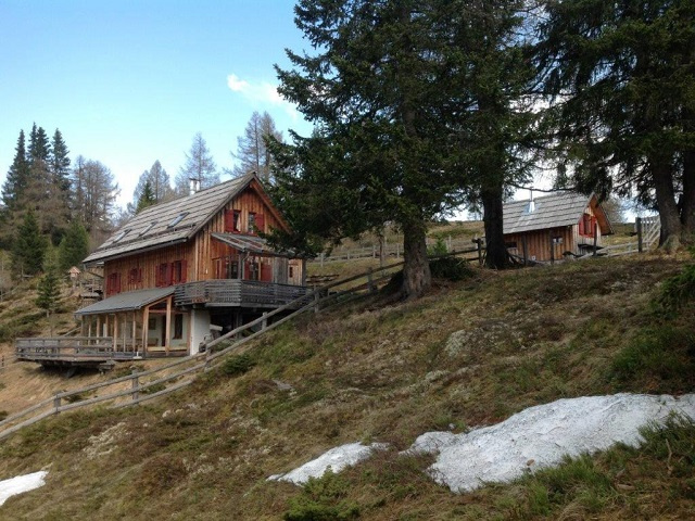 Wohnung in einer Hütte für 2 - 4 Personen