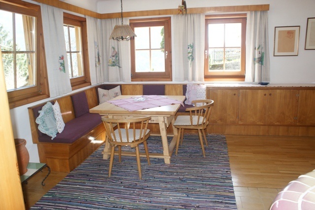 Österreich Berghütte mieten-Esszimmer PBD00180